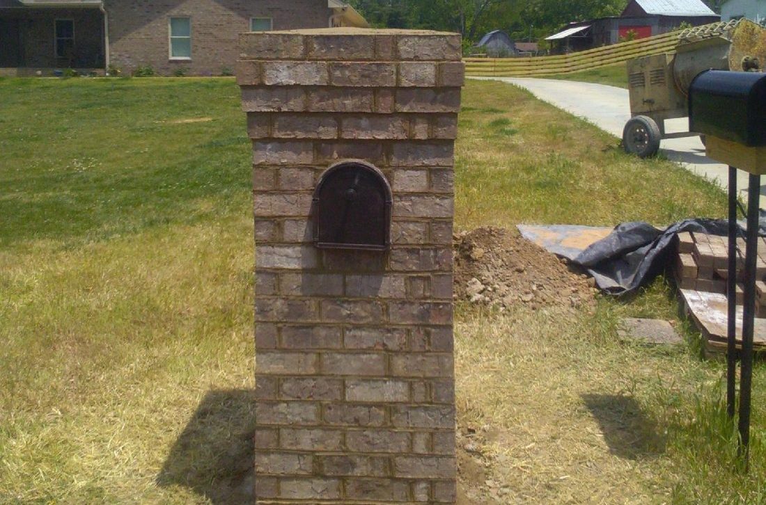 Custom mailbox and driveway entrance